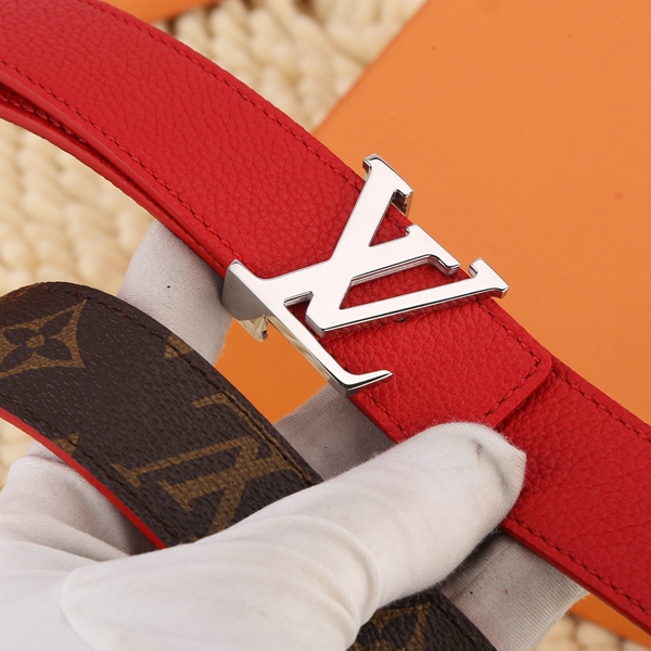 激安ルイヴィトンベルト背面デザイン